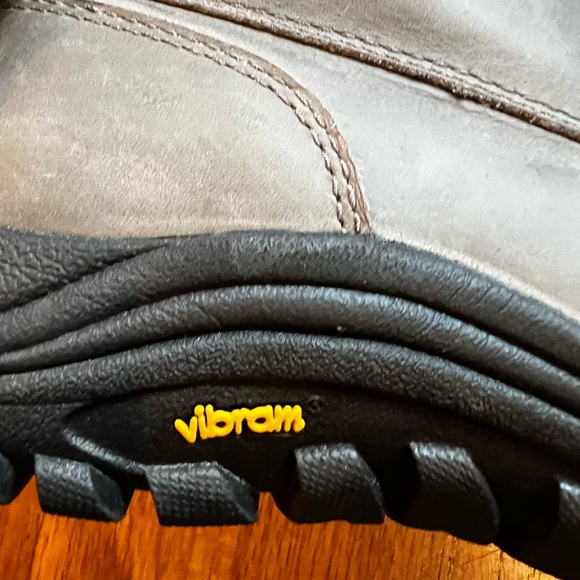 UGG Womens Adirondack II Waterproof Grey Size 8 - Picture 5 of 11